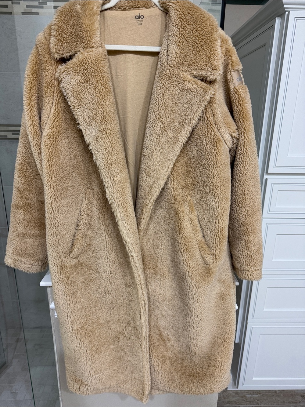 ALO Yoga Women's Teddy Coat in Camel